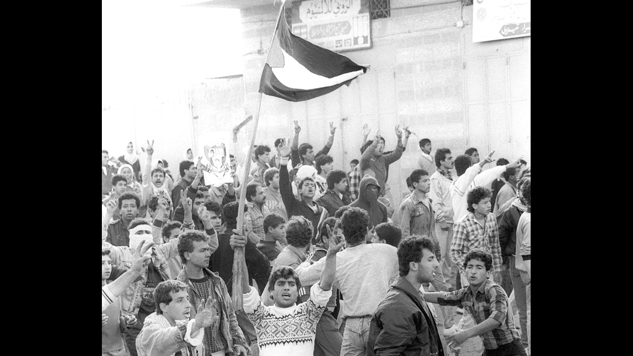 The First Intifada and the Rebirth of the Palestinian National Movement