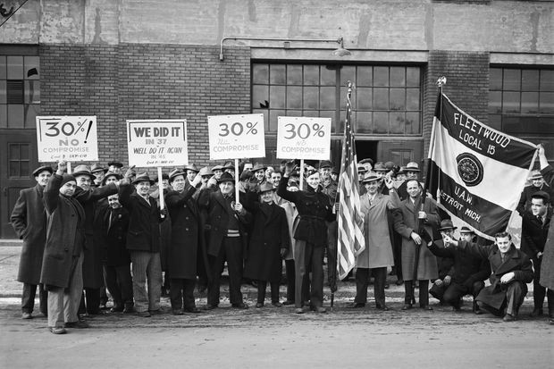gm workers detroit 1945